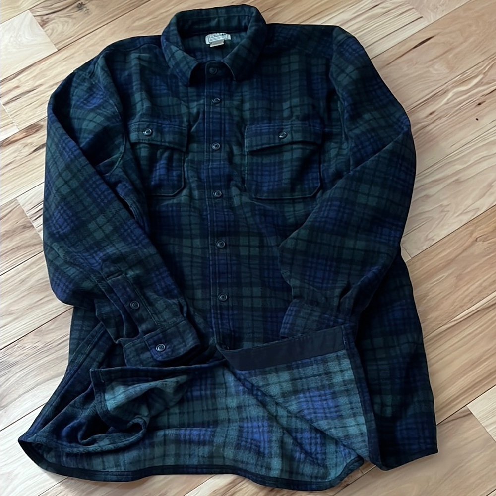 L.L. Bean Green and Blue Plaid Casual Button Down Shirt